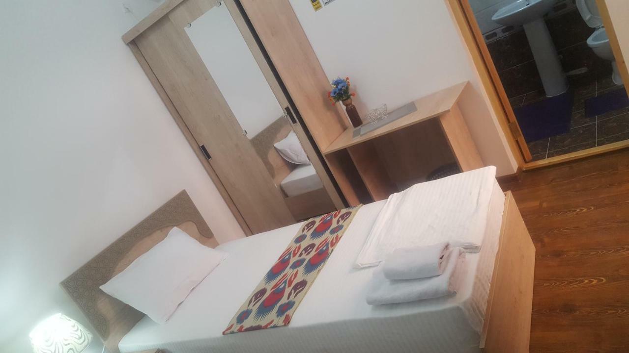 Anis-Pari Hotel Buchara Exteriér fotografie