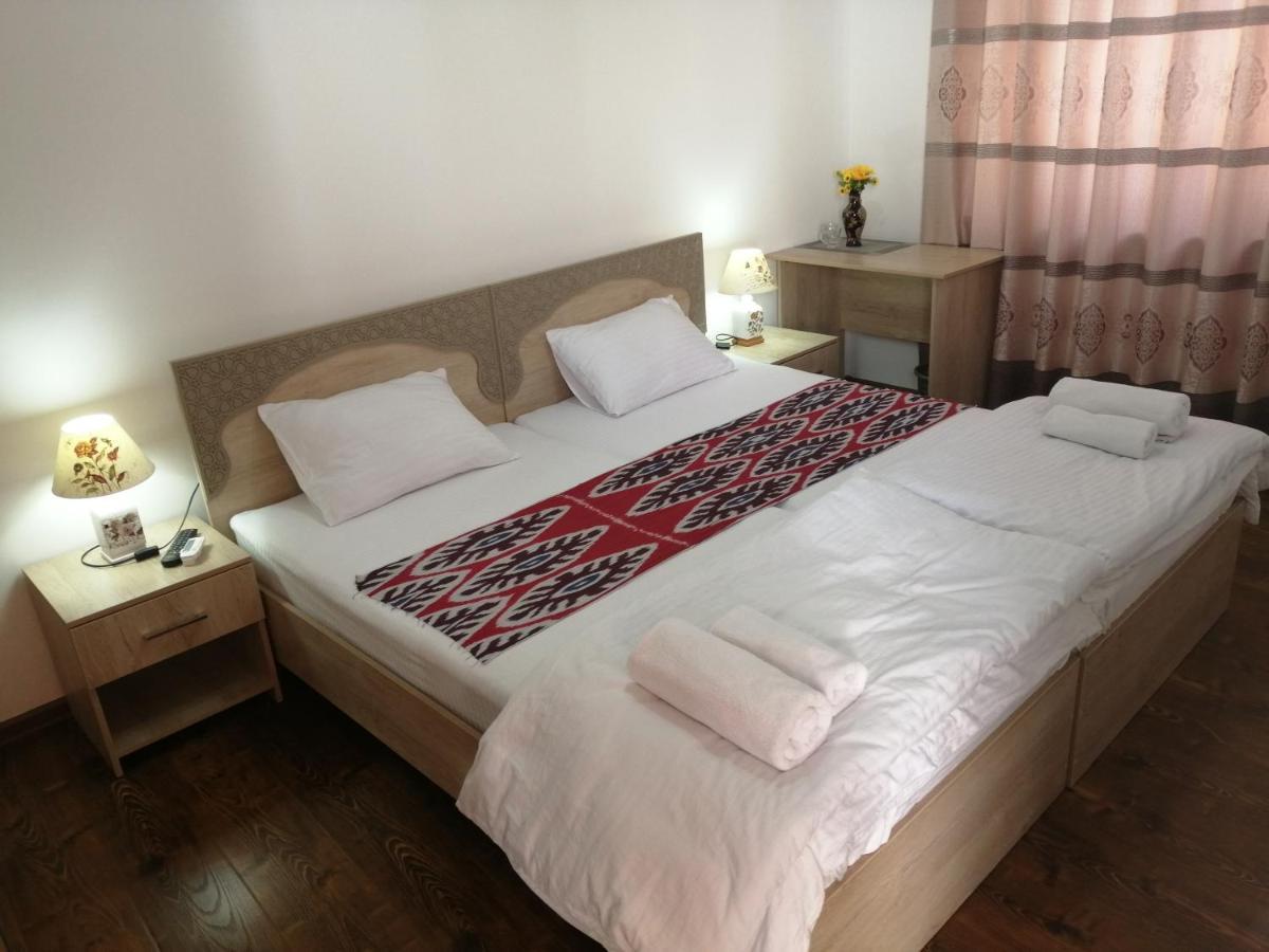 Anis-Pari Hotel Buchara Exteriér fotografie