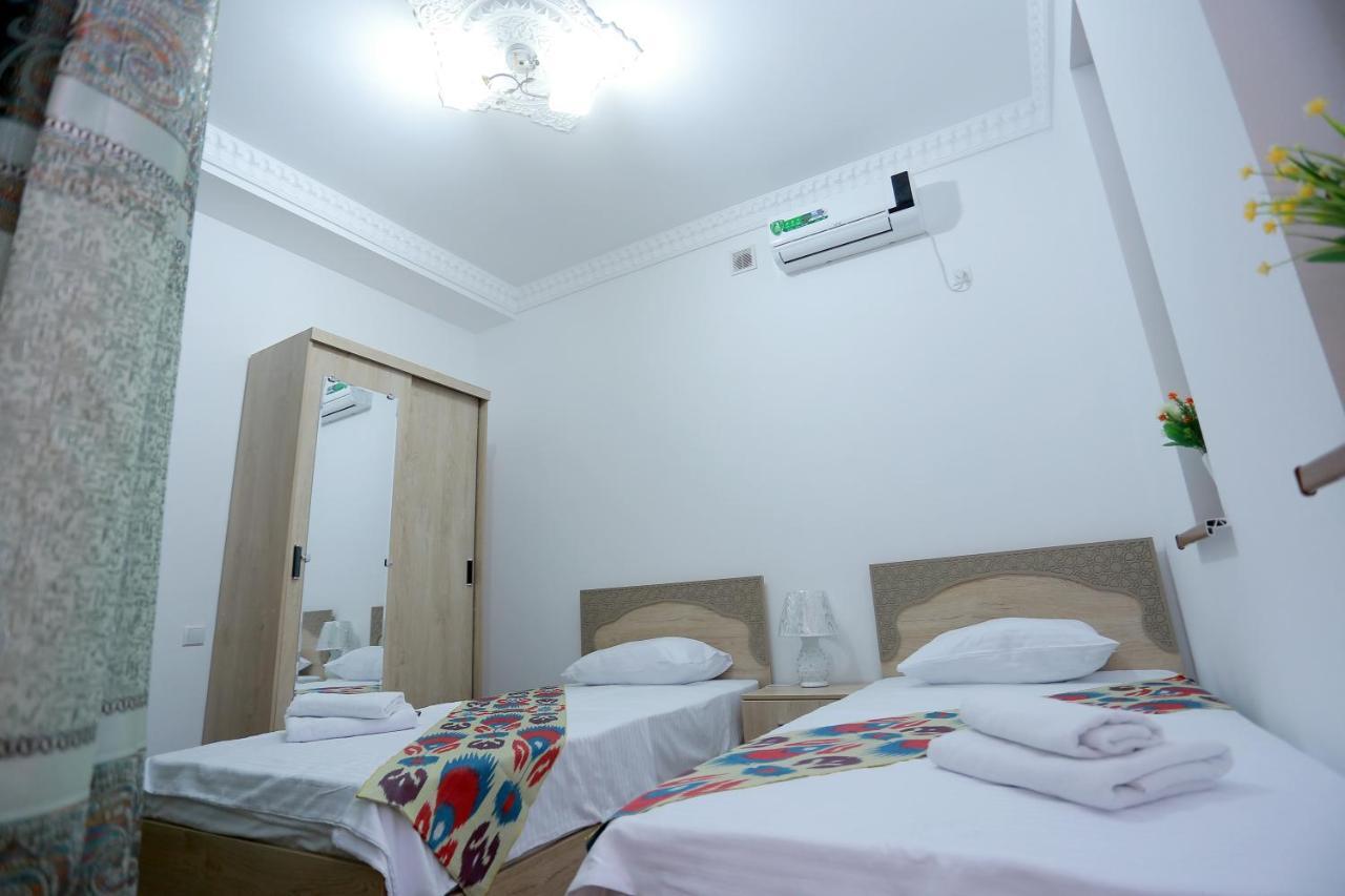 Anis-Pari Hotel Buchara Pokoj fotografie